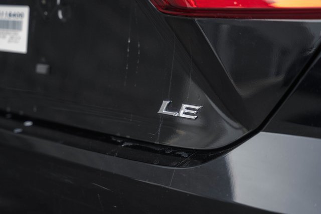 Used 2025 Toyota Camry LE image 10