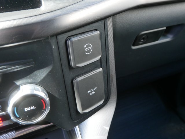 Certified 2023 Ford F150 Platinum w/ Equipment Group 701A High AWD/4WD image 33