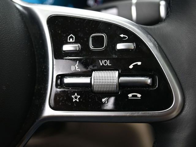 Used 2021 Mercedes-Benz GLC 300 GLC 300 image 16