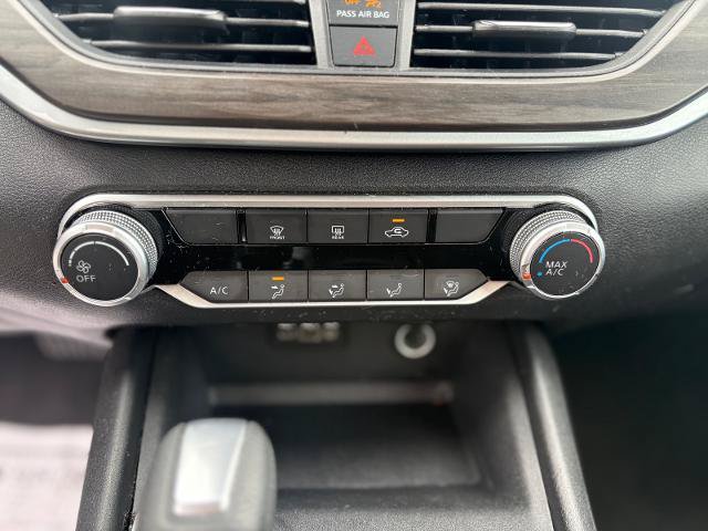 Used 2025 Nissan Altima 2.5 SV FWD image 22