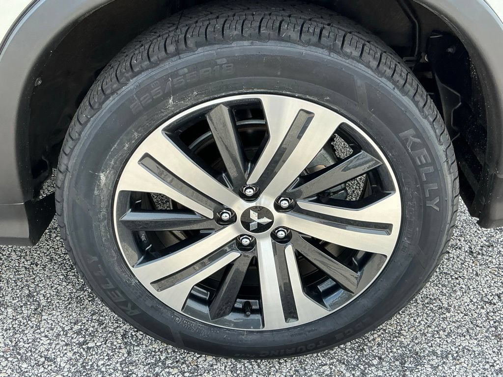 Used 2025 Mitsubishi Outlander Sport ES AWD/4WD image 24