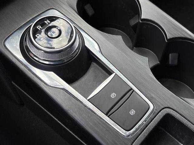 Certified 2025 Ford Escape SE image 27