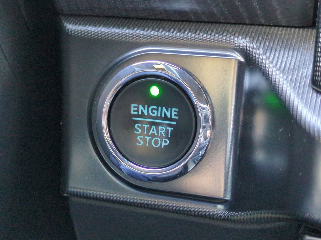 Certified 2023 Ford F150 Platinum w/ Equipment Group 701A High image 26