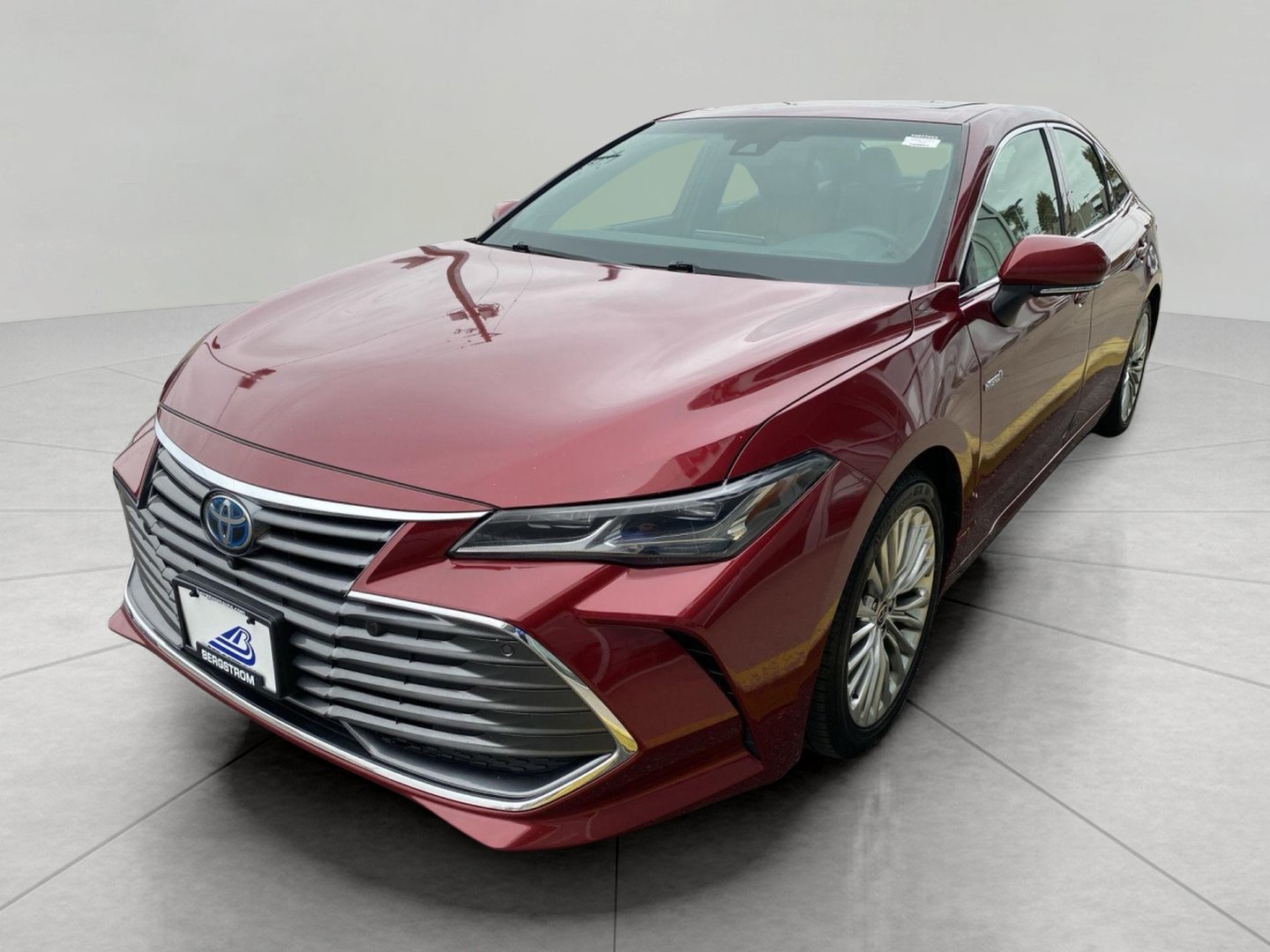 Used 2020 Toyota Avalon Limited w/ Advanced Safety Package FWD image 4