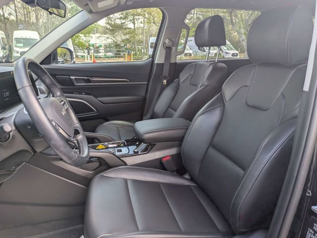Used 2025 Kia Telluride LX image 20