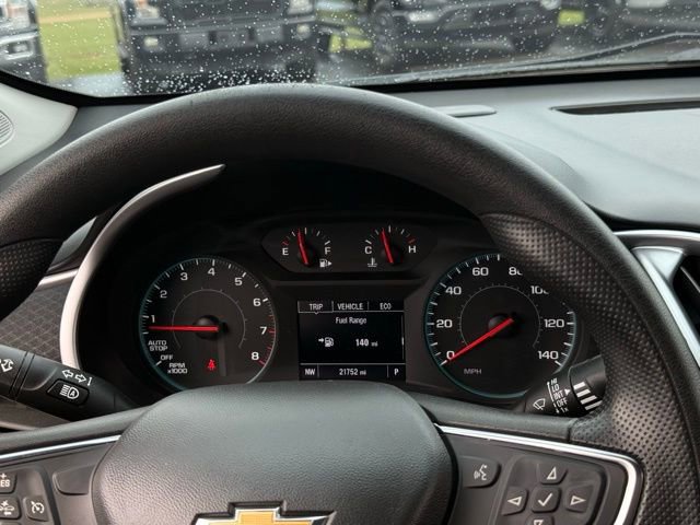 Used 2025 Chevrolet Malibu LS image 18