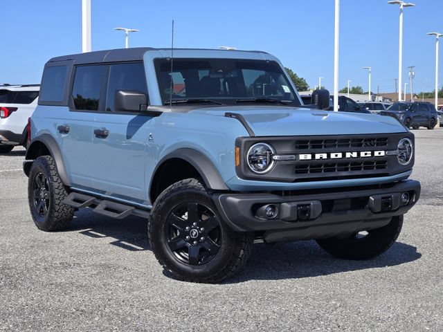 Certified 2023 Ford Bronco Black Diamond AWD/4WD image 2