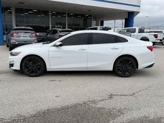 Used 2025 Chevrolet Malibu LT FWD image 2