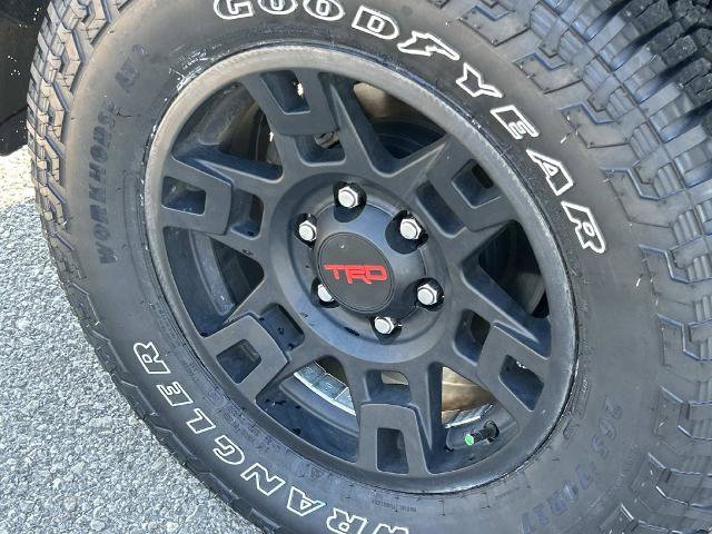 Used 2023 Toyota 4Runner TRD Off-Road AWD/4WD image 11
