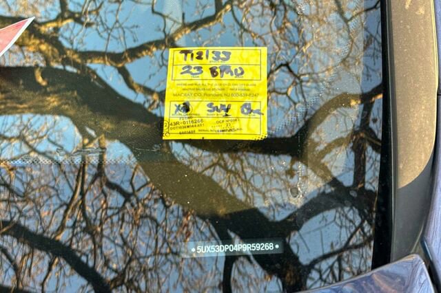 Used 2023 BMW X3 xDrive30i w/ Premium Package image 3