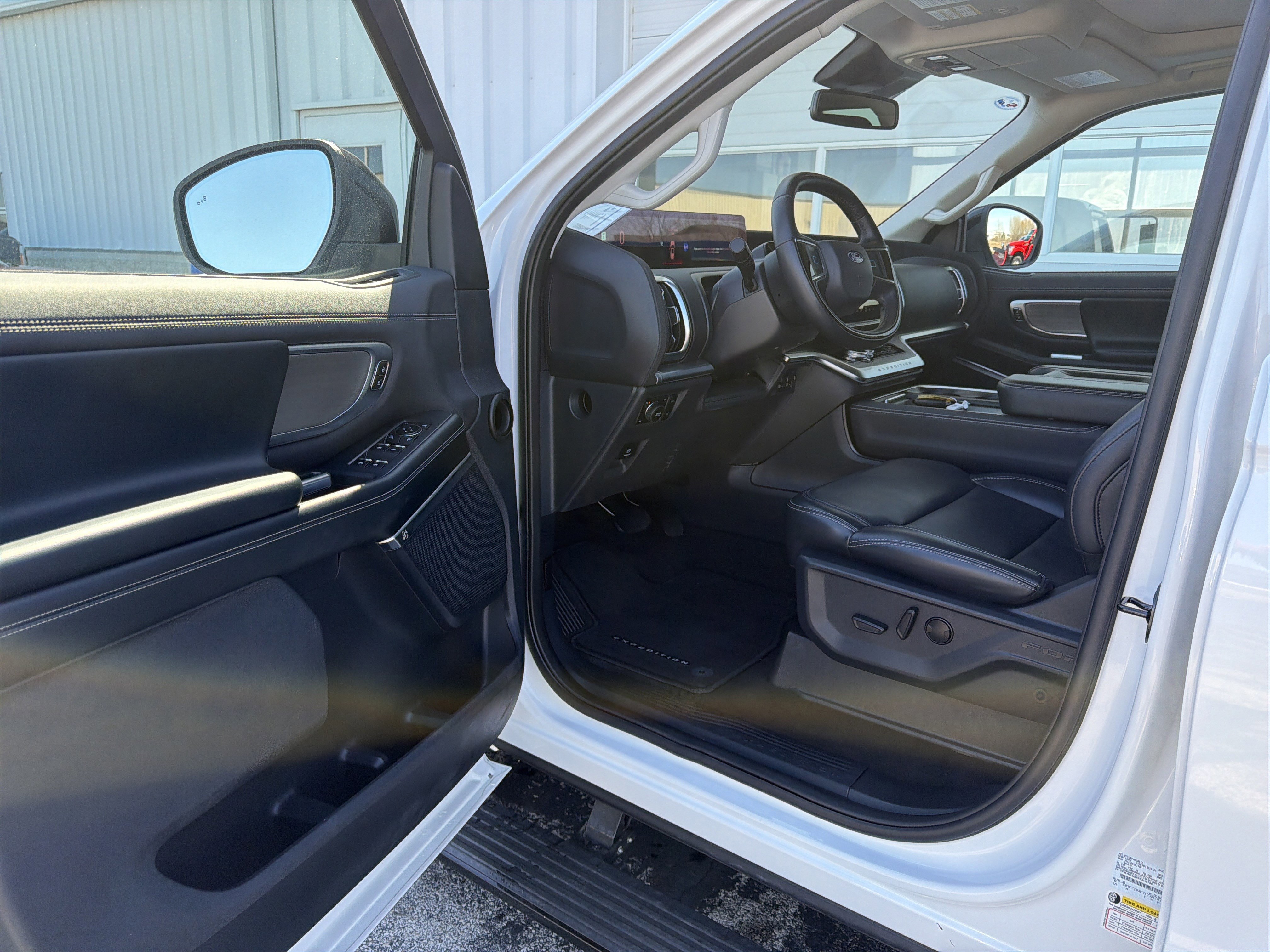 Certified 2025 Ford Expedition Max Platinum AWD/4WD image 52
