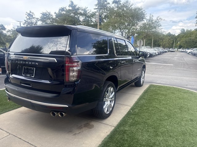 Used 2023 Chevrolet Suburban High Country w/ LPO, Illumination Package AWD/4WD image 6