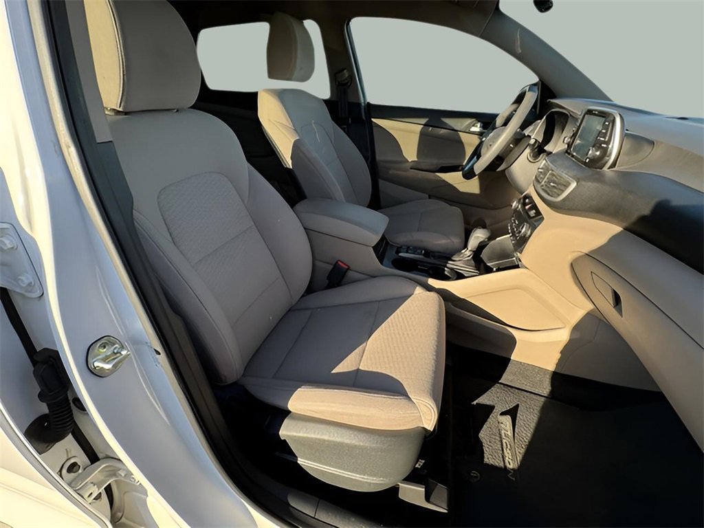 Used 2020 Hyundai Tucson SEL w/ Cargo Package image 18