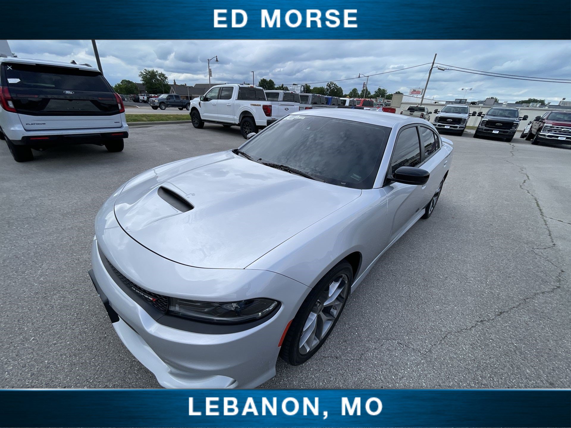 Used 2023 Dodge Charger GT w/ Technology Group RWD image 19