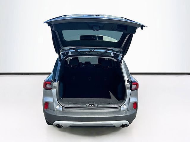 Certified 2024 Ford Escape Active AWD/4WD image 39