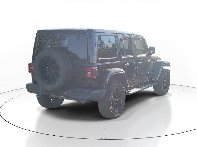 Used 2024 Jeep Wrangler Unlimited Sahara AWD/4WD image 3