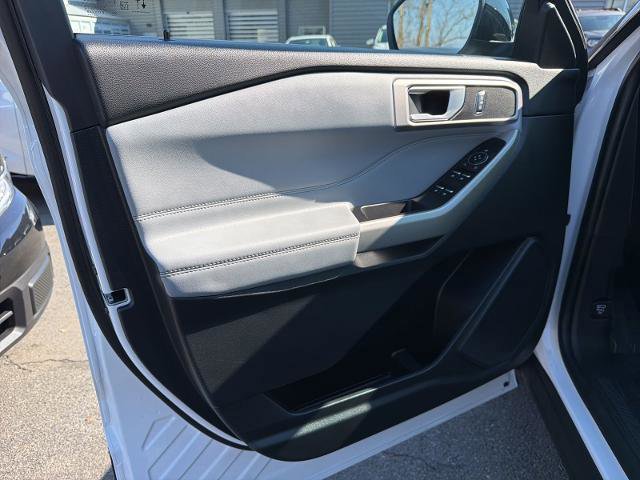 Certified 2023 Ford Explorer XLT w/ Equipment Group 202A image 22