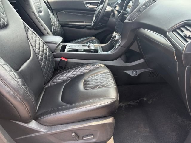 Certified 2024 Ford Edge Titanium AWD/4WD image 20