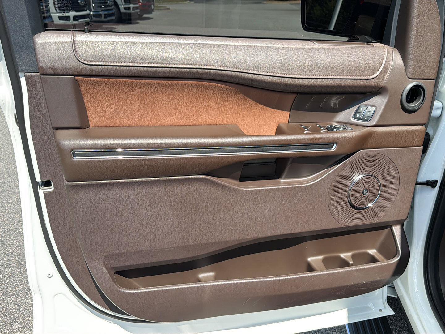 Certified 2024 Ford Expedition King Ranch RWD image 18