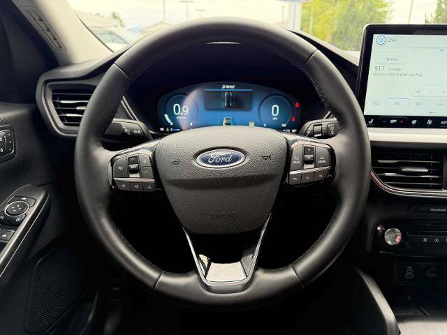 Certified 2025 Ford Escape Platinum AWD/4WD image 13