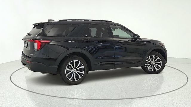 Certified 2026 Ford Explorer ST-Line AWD/4WD image 6