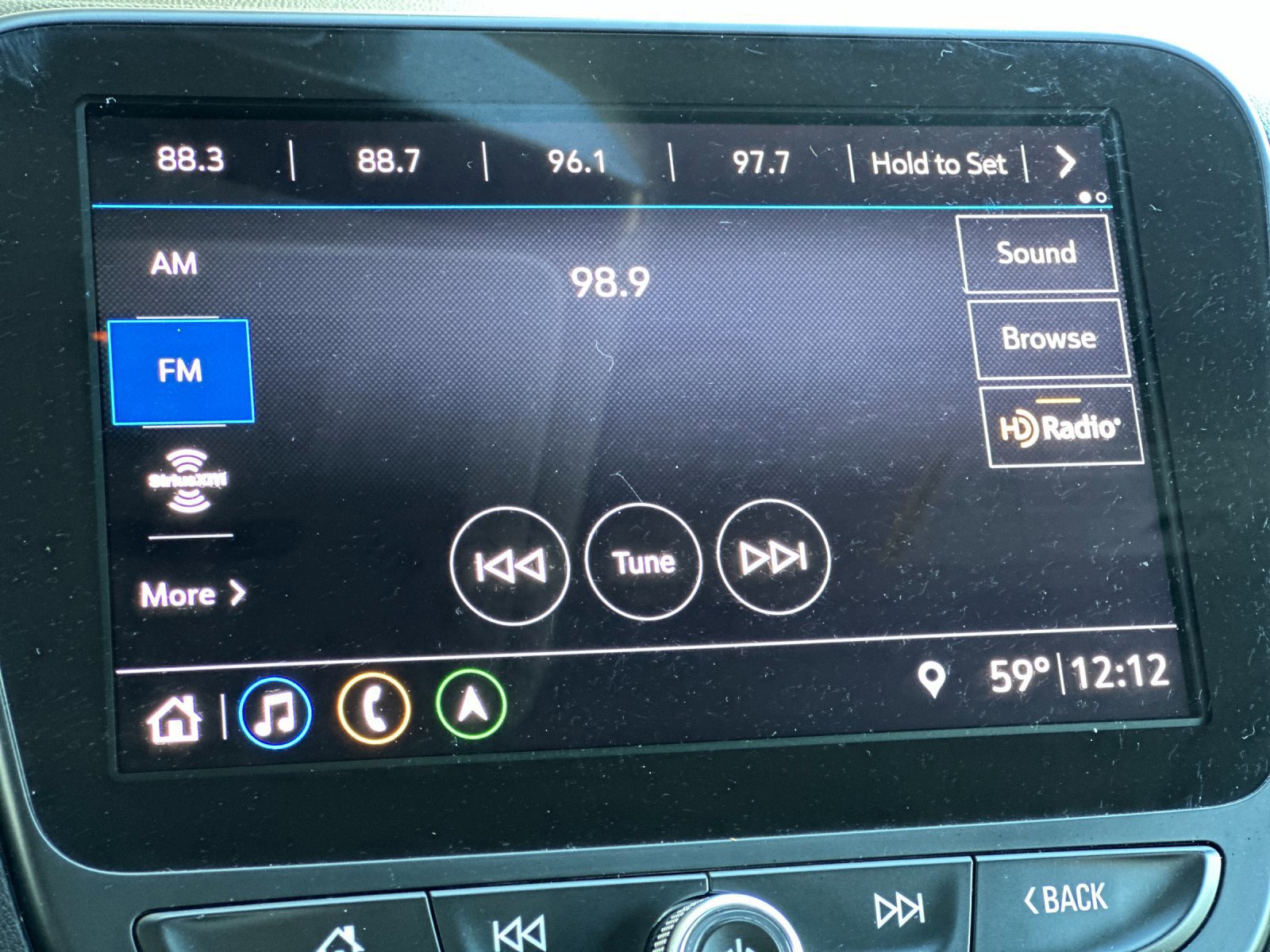 Used 2019 Chevrolet Equinox Premier image 18