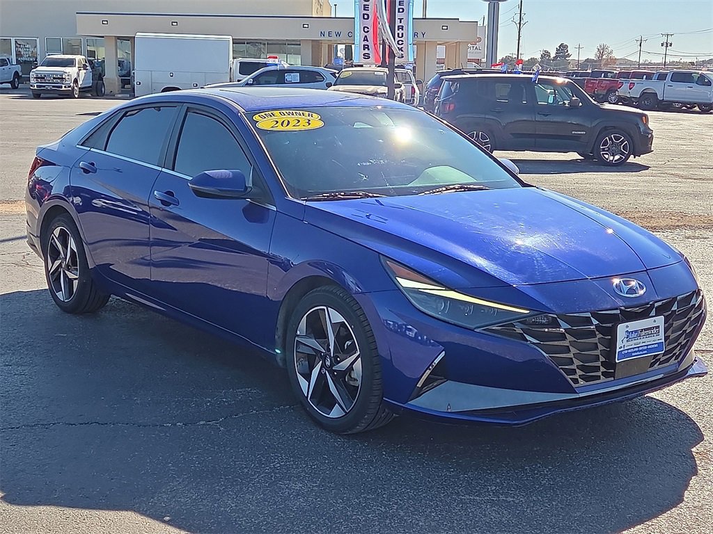 Used 2023 Hyundai Elantra Limited image 7
