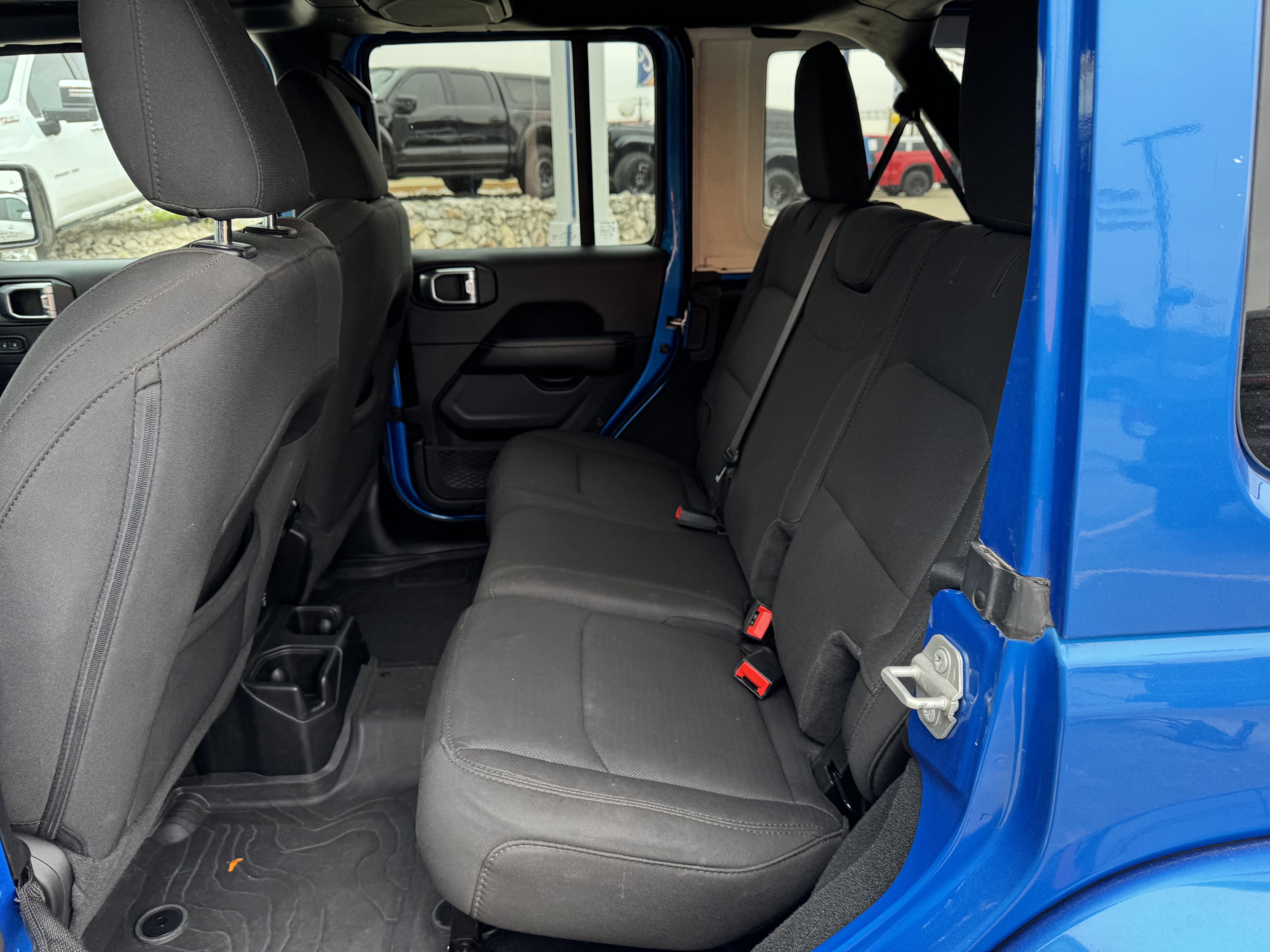 Used 2023 Jeep Wrangler Sahara w/ Safety Group image 14