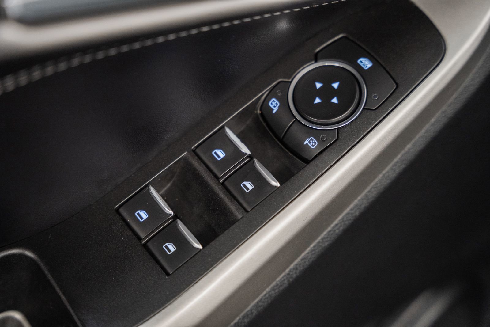 Certified 2021 Ford Explorer XLT w/ Class III Trailer Tow Package image 44