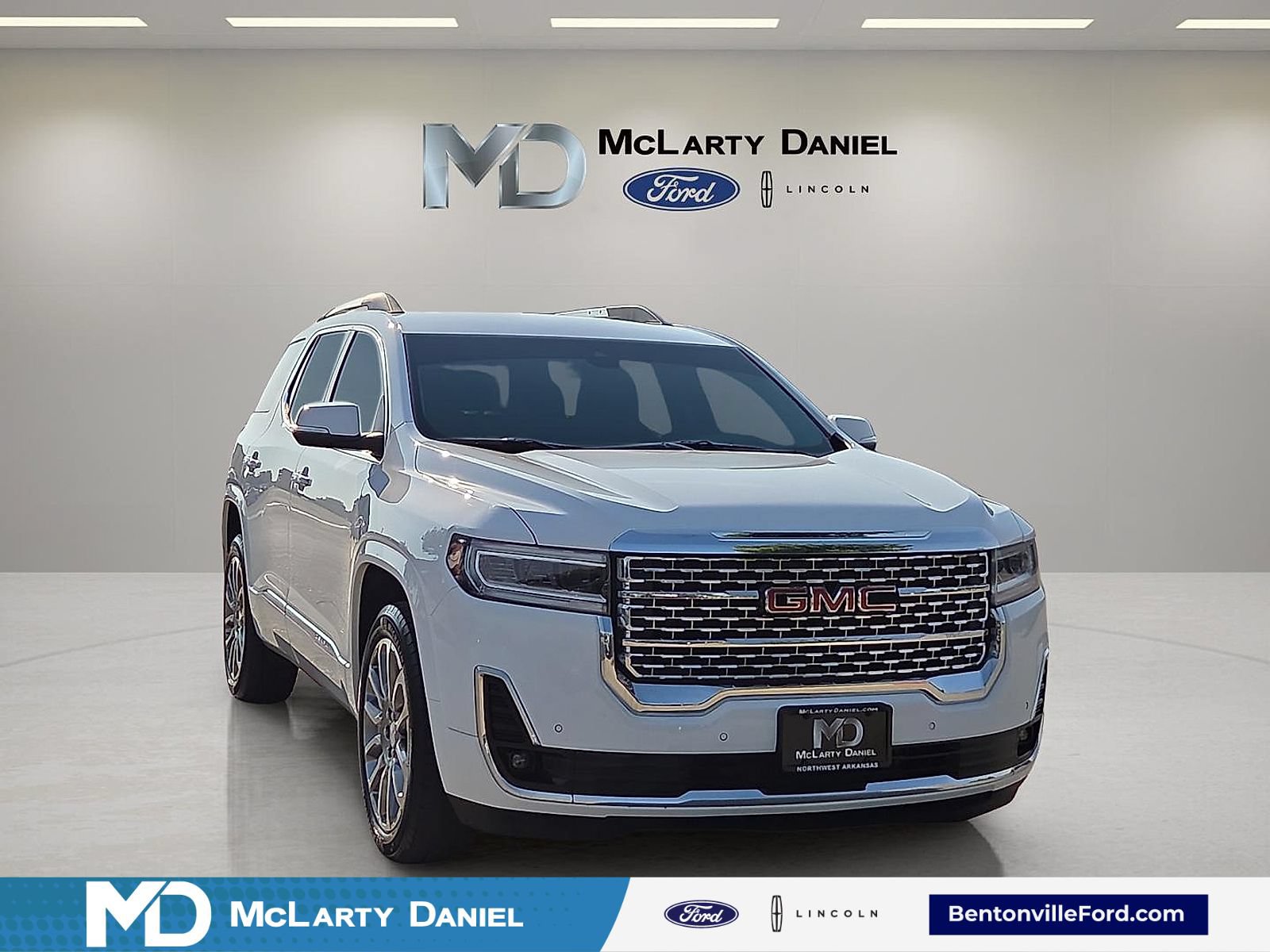 Used 2023 GMC Acadia Denali FWD video 1