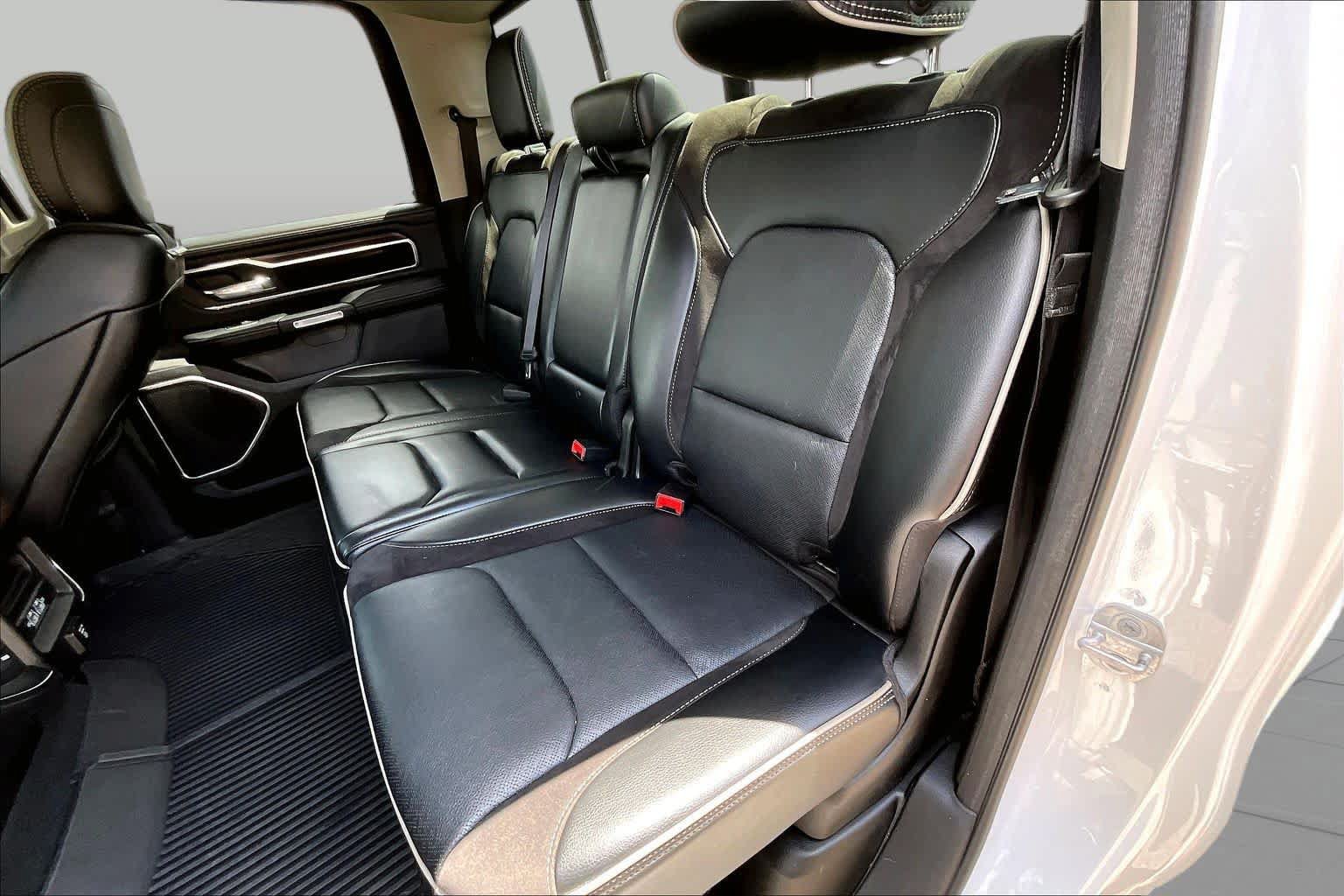 Used 2022 RAM 1500 Laramie AWD/4WD image 24