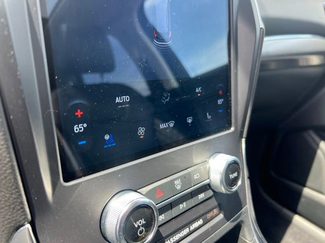 Certified 2024 Ford Edge Titanium w/ Equipment Group 301A AWD/4WD image 16