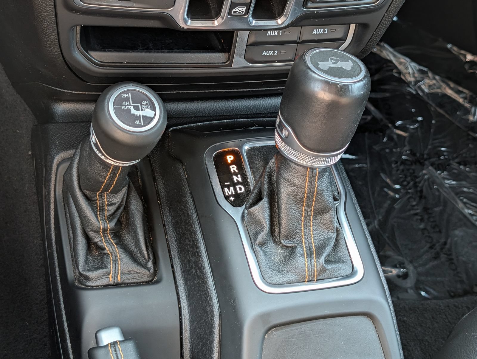 Used 2021 Jeep Wrangler Unlimited Sahara AWD/4WD image 30