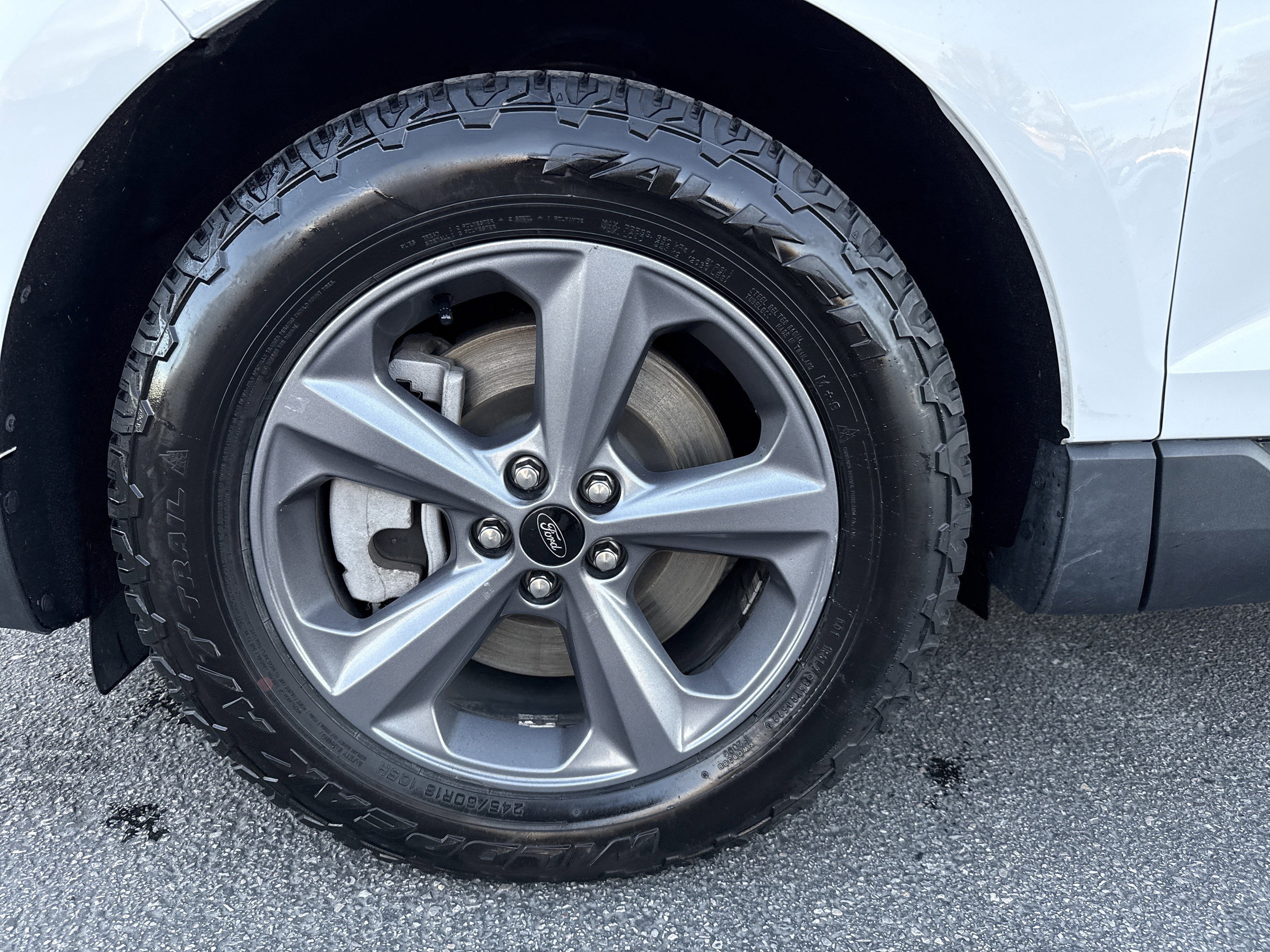 Certified 2022 Ford Edge SEL w/ Sport Appearance Package image 10