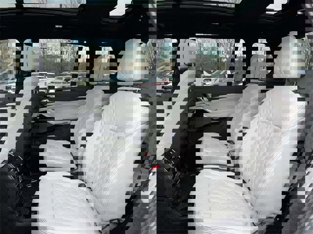 Used 2023 BMW X7 xDrive40i w/ M Sport Package image 17