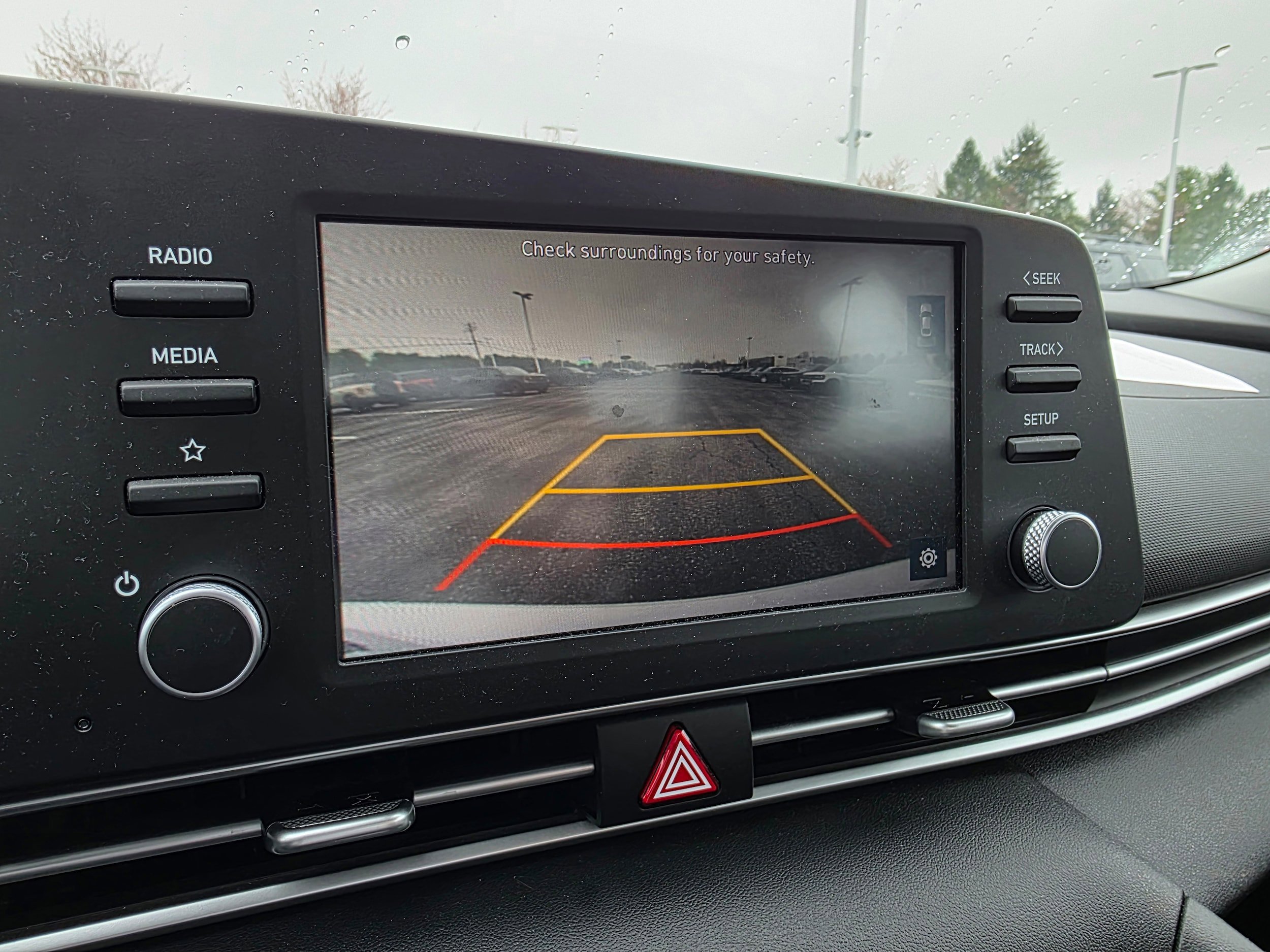 Used 2023 Hyundai Elantra SE FWD image 17
