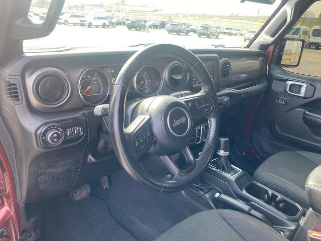 Used 2021 Jeep Gladiator Sport image 12
