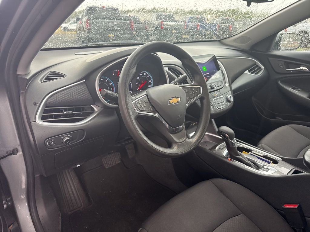 Used 2024 Chevrolet Malibu LT image 16
