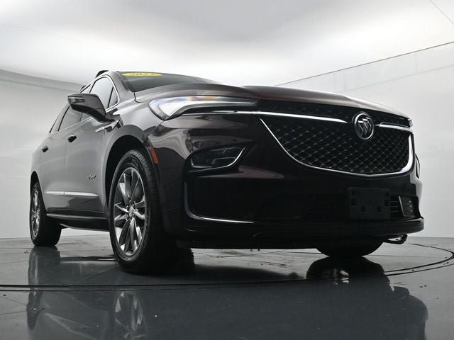 Used 2022 Buick Enclave Avenir w/ Avenir Technology Package AWD/4WD image 32