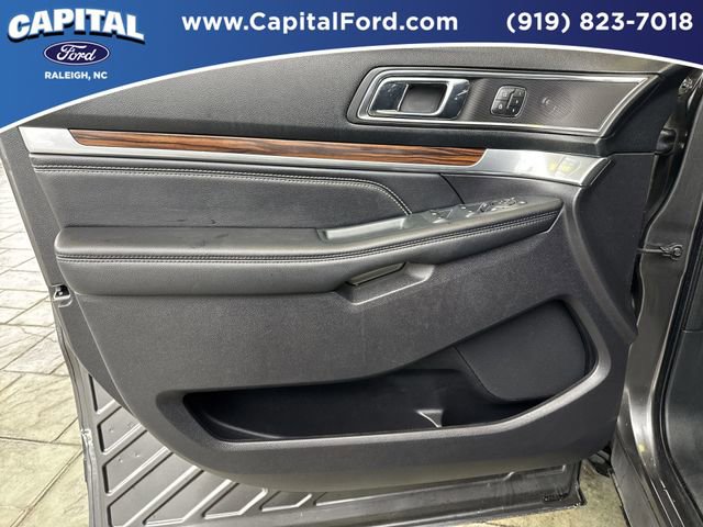 Certified 2019 Ford Explorer Limited w/ Ford Safe & Smart Package image 20