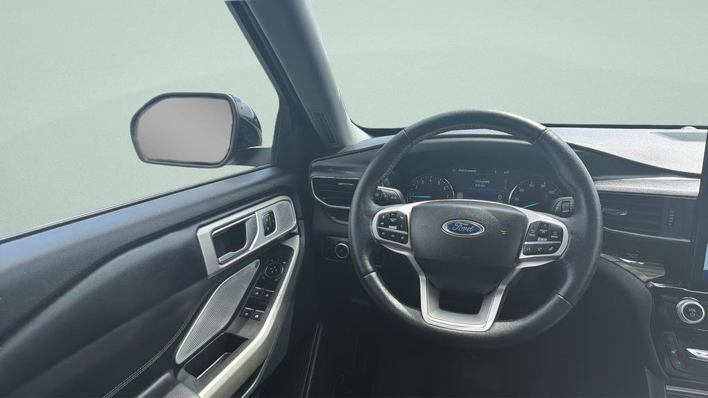 Certified 2023 Ford Explorer Limited w/ Limited Technology Package AWD/4WD image 31
