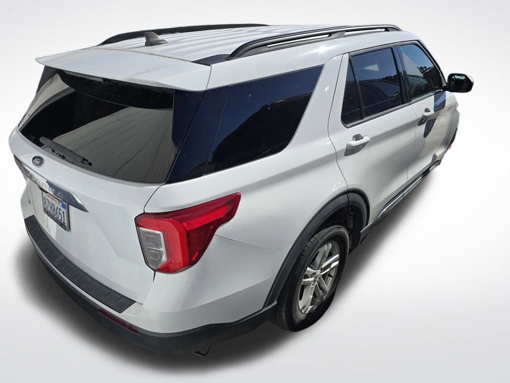 Certified 2021 Ford Explorer XLT image 8