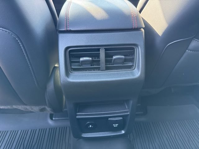 Certified 2024 Ford Edge ST-Line AWD/4WD image 15