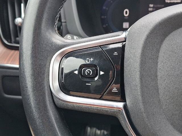 Used 2023 Volvo XC60 B6 Ultimate w/ Protection Package Premier AWD/4WD image 20