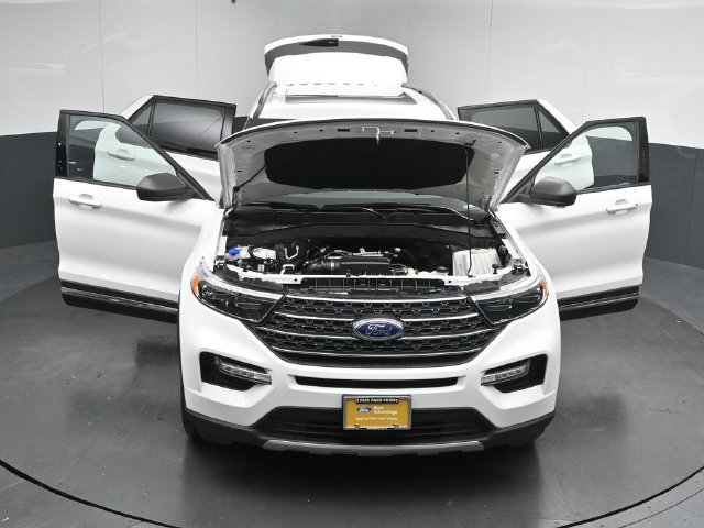 Certified 2024 Ford Explorer XLT w/ Equipment Group 202A AWD/4WD image 54