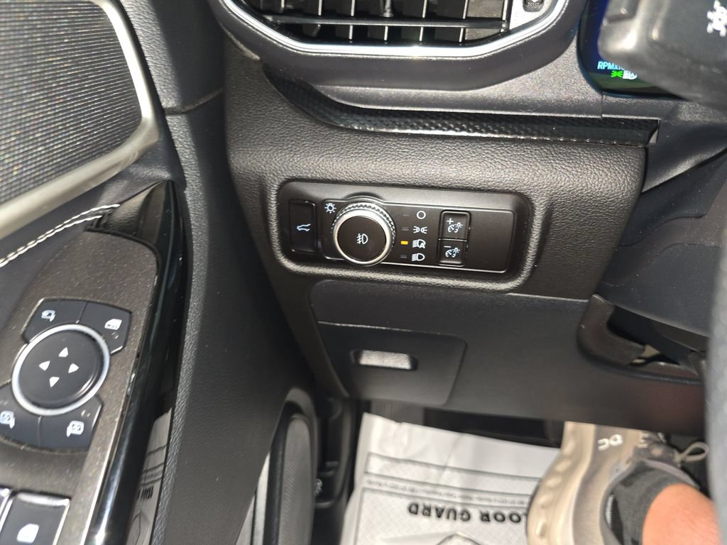 Certified 2023 Ford Explorer ST AWD/4WD image 20