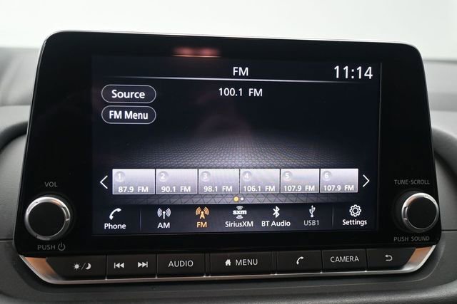 Used 2025 Nissan Rogue SV AWD/4WD image 11