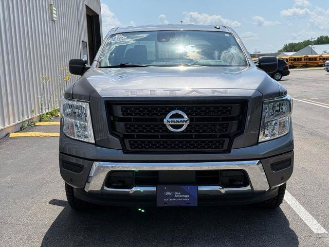 Used 2021 Nissan Titan SV w/ SV Convenience Package AWD/4WD image 7