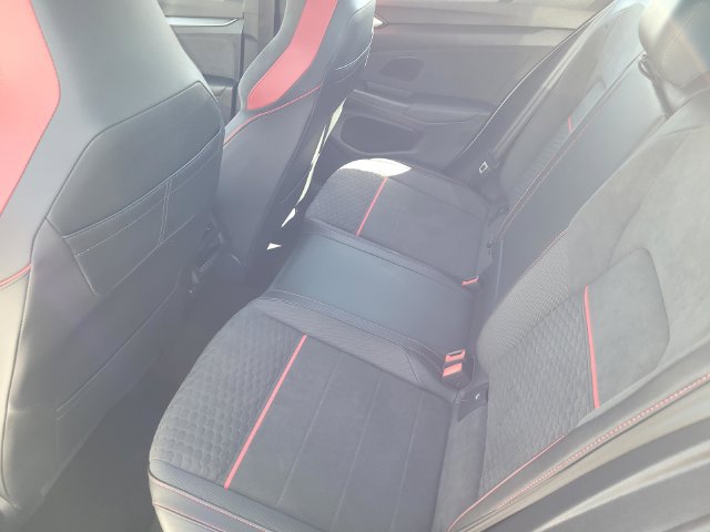 Used 2026 Volkswagen GTI SE FWD image 13