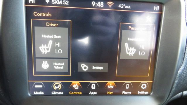 Used 2022 Jeep Renegade Trailhawk image 21